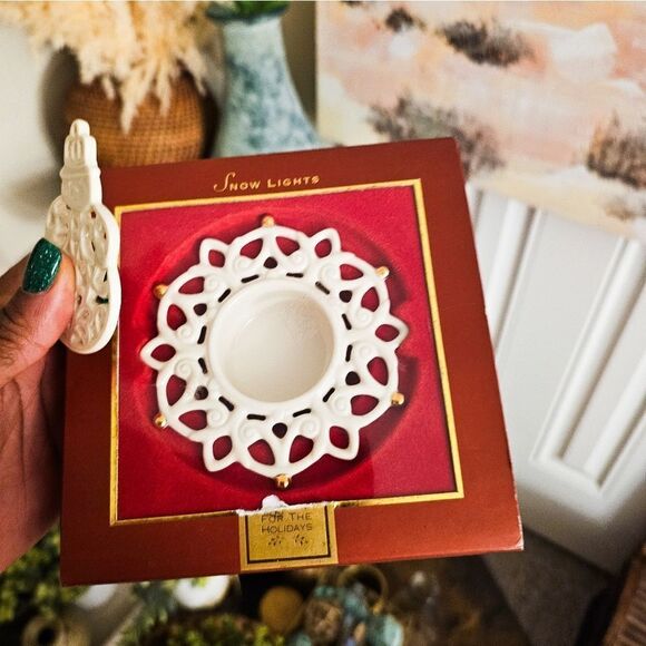 New VTG Set Of 2 Lenox Tealight Candle Holder & A Pierced Snowman Charm Decor. - Picture 4 of 9